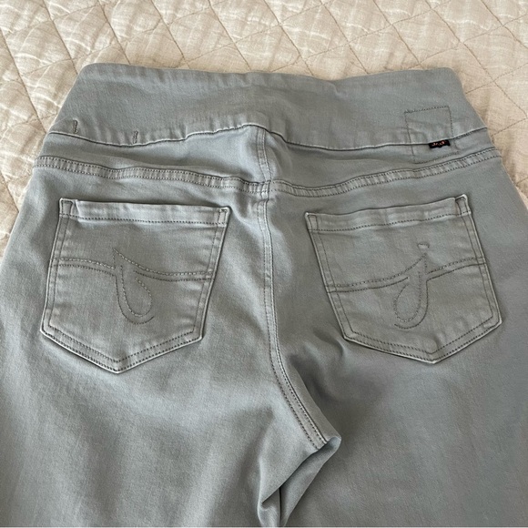 Jag Jeans Petite Echo Cropped Pull On Jean_Fog Grey Size- 6P - Picture 3 of 6
